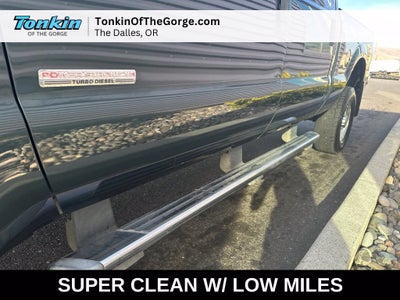 2004 Ford Super Duty F-350 SRW XL