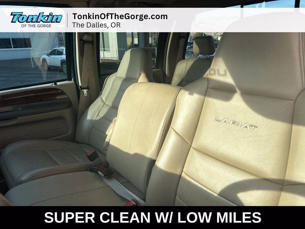 2004 Ford Super Duty F-350 SRW XL