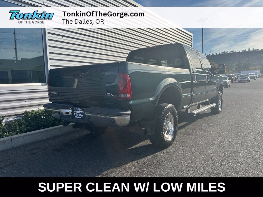 2004 Ford Super Duty F-350 SRW XL