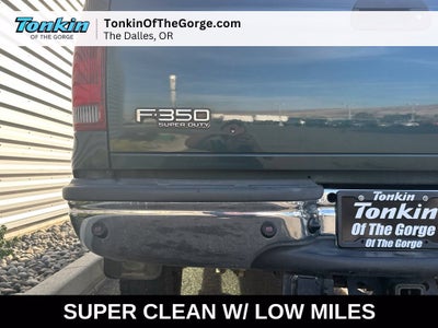2004 Ford Super Duty F-350 SRW XL