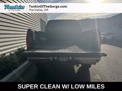 2004 Ford Super Duty F-350 SRW XL