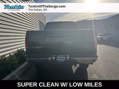 2004 Ford Super Duty F-350 SRW XL