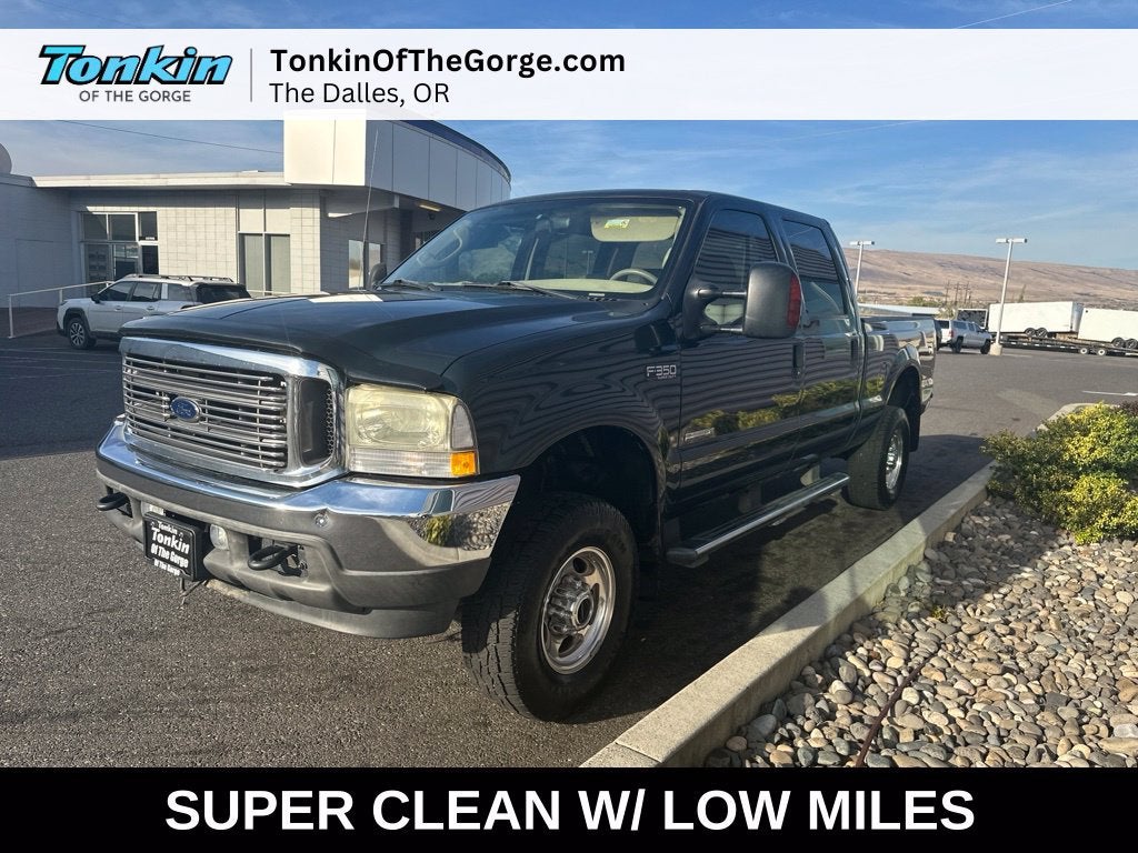 2004 Ford Super Duty F-350 SRW XL