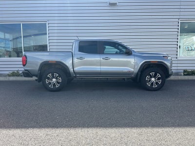 2024 GMC Canyon AT4