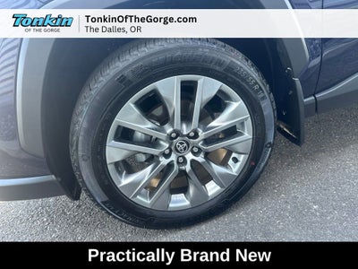 2024 Toyota RAV4 XLE Premium