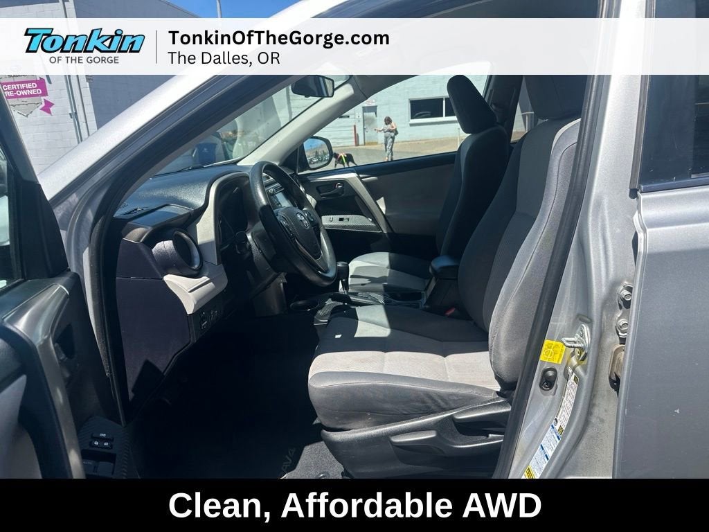 2015 Toyota RAV4 LE