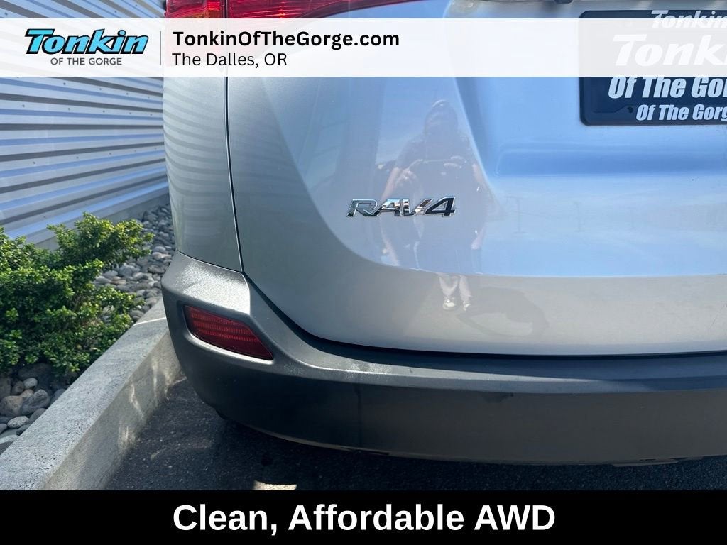 2015 Toyota RAV4 LE