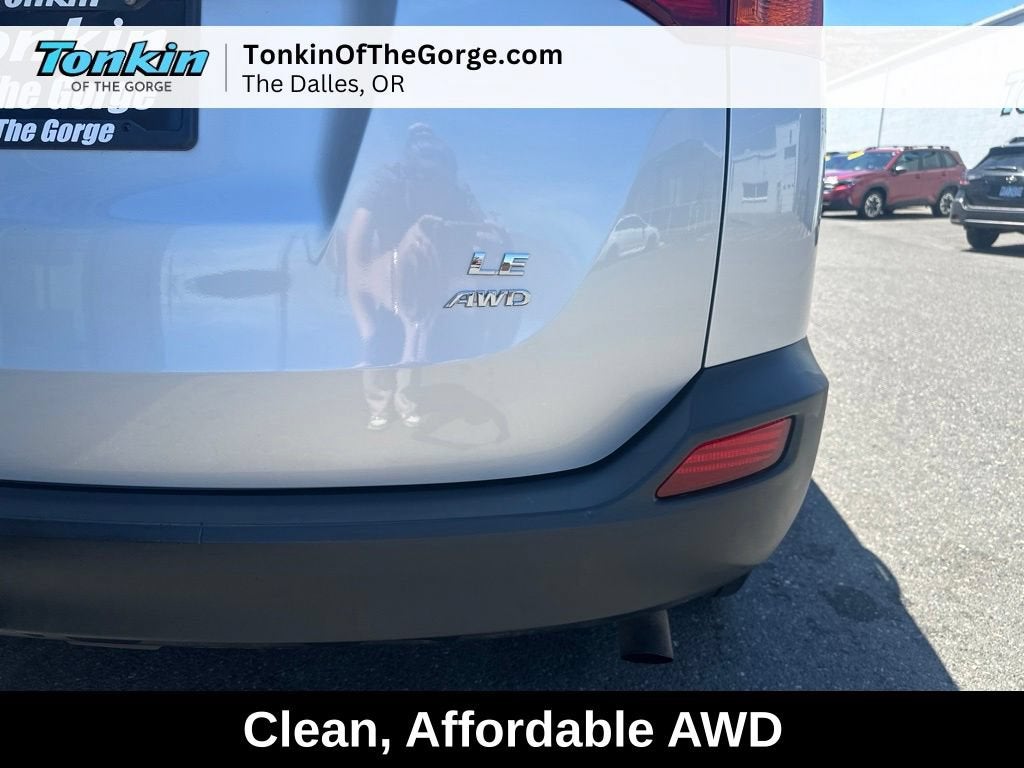 2015 Toyota RAV4 LE