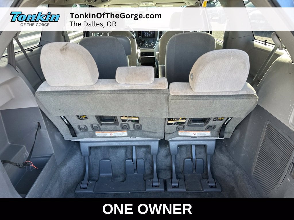 2016 Toyota Sienna LE AAS