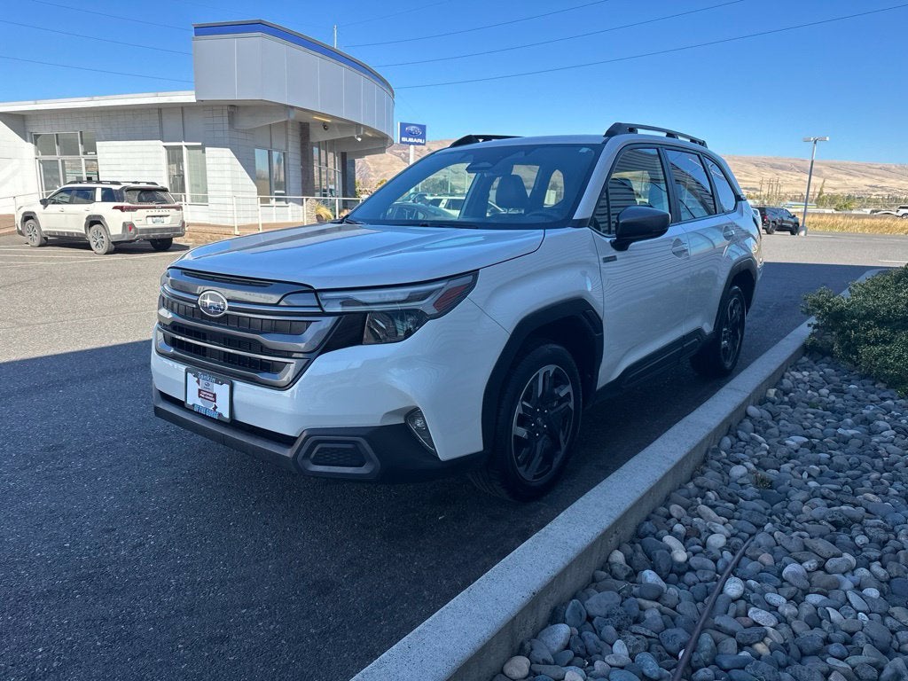 2025 Subaru Forester Limited Hybrid